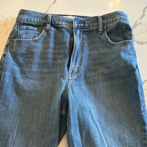 Abercrombie women’s jeans - ankle straight ultra high rise. Size 8/29